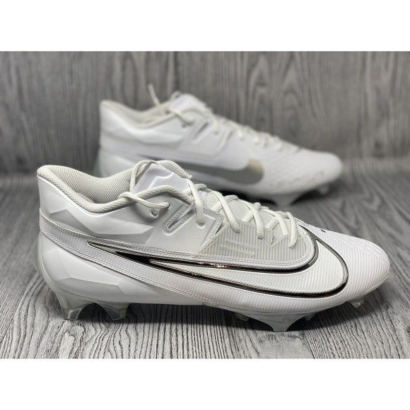 Athletic_Shoes